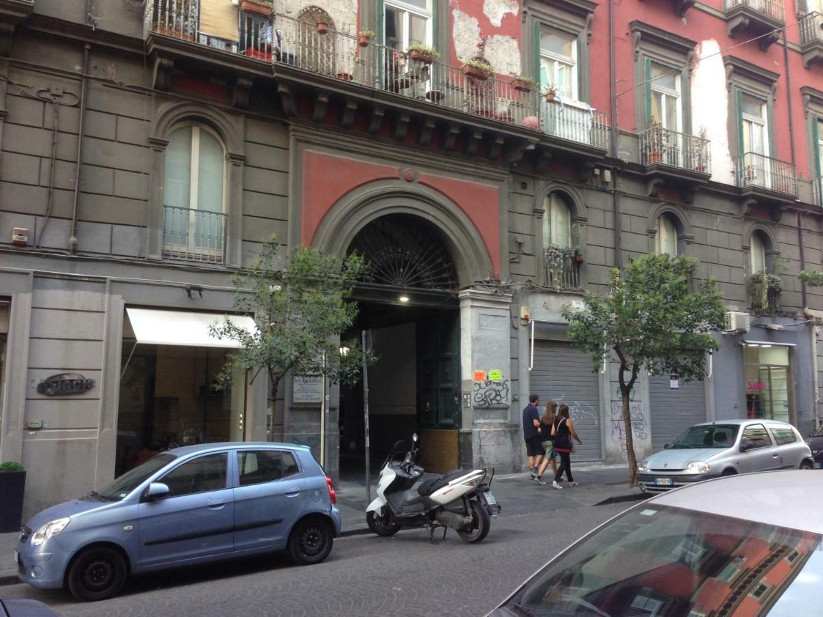 Domuschiara Bed & Breakfast Naples Exterior photo